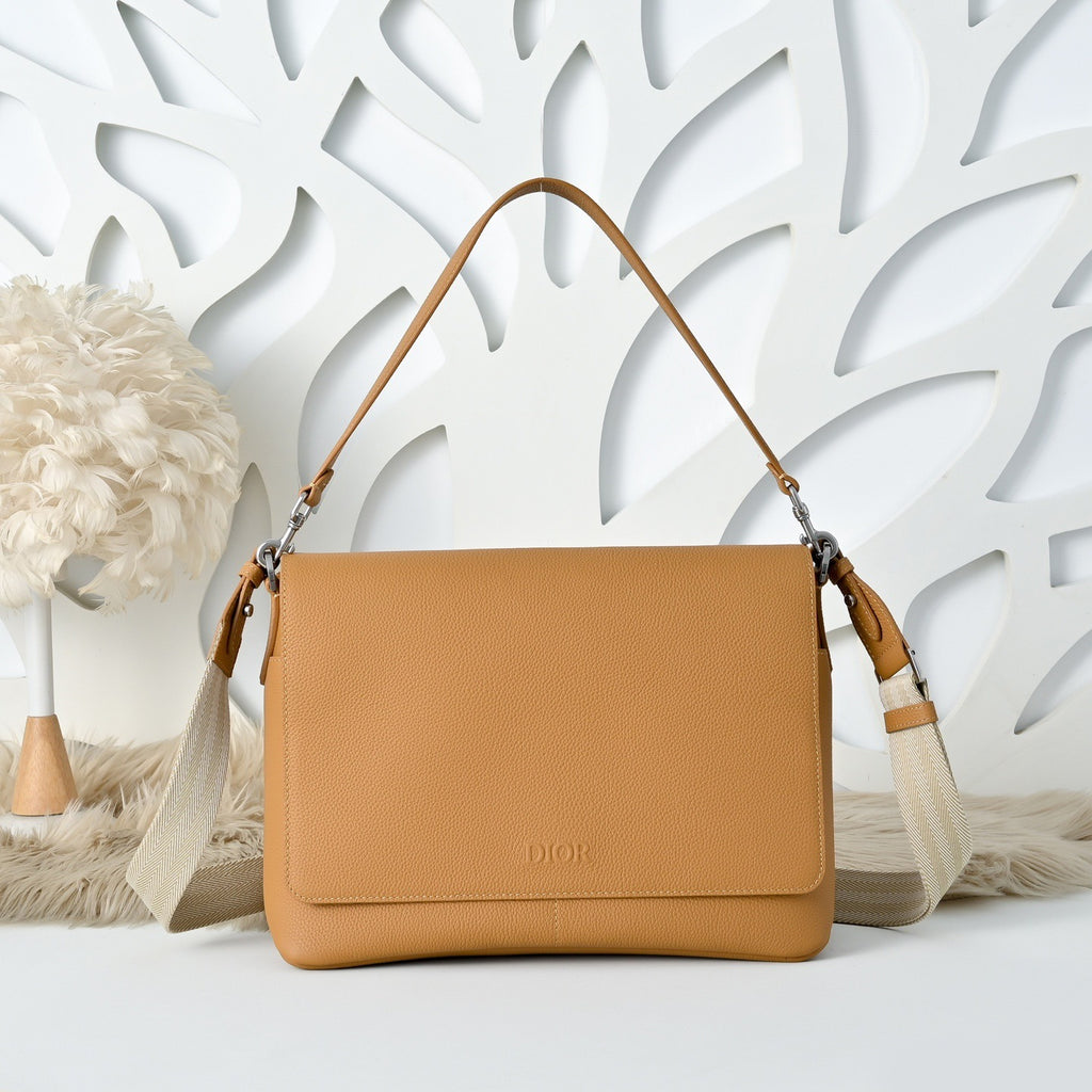 DIOR MESSENGER BAG