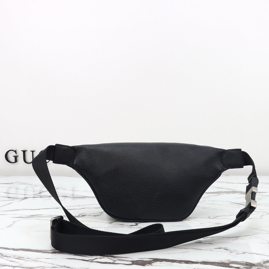 GUCCI MESSENGER BAG