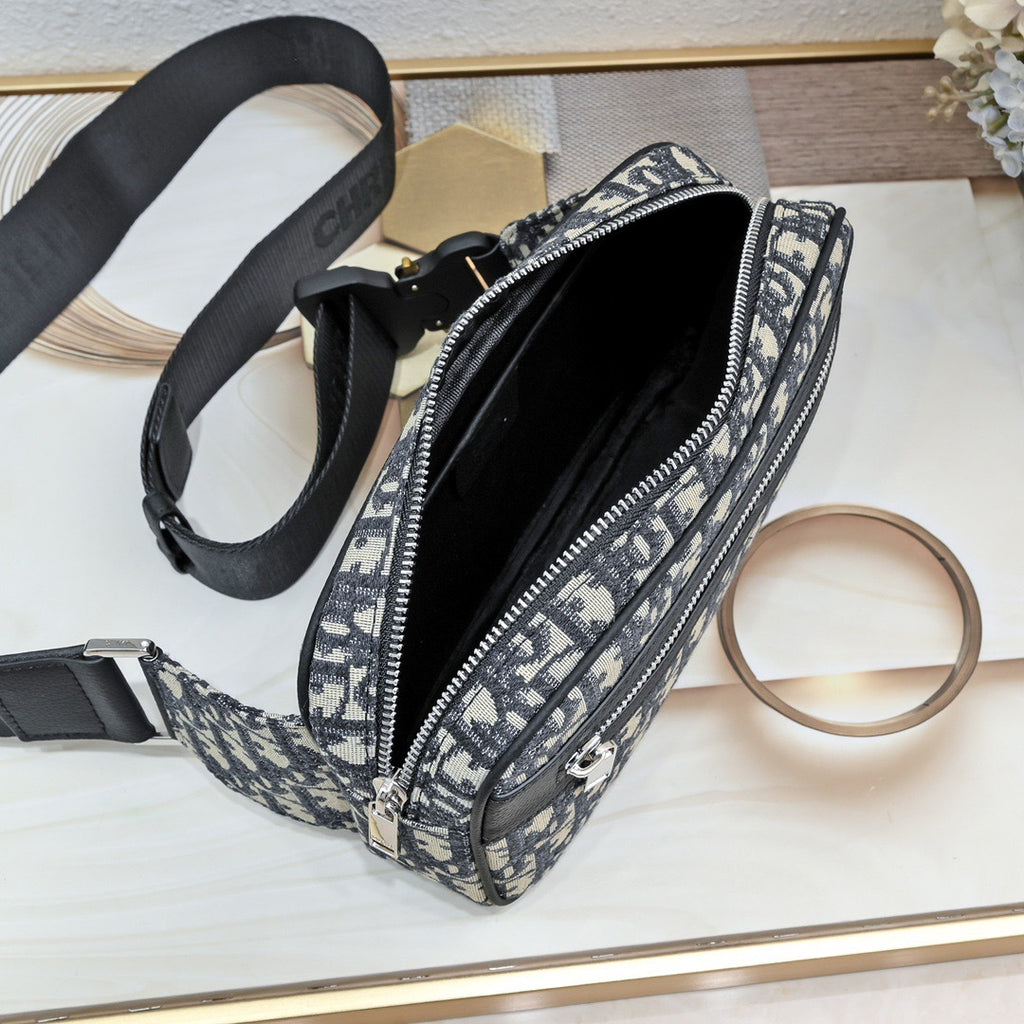 DIOR MESSENGER BAG