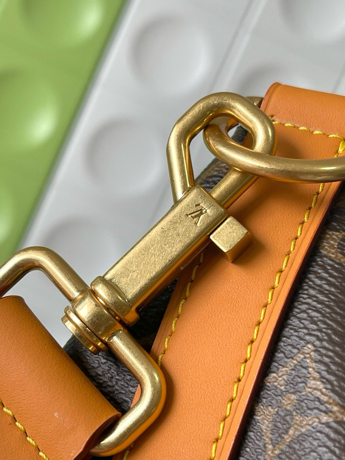 LV WOMENS BAG