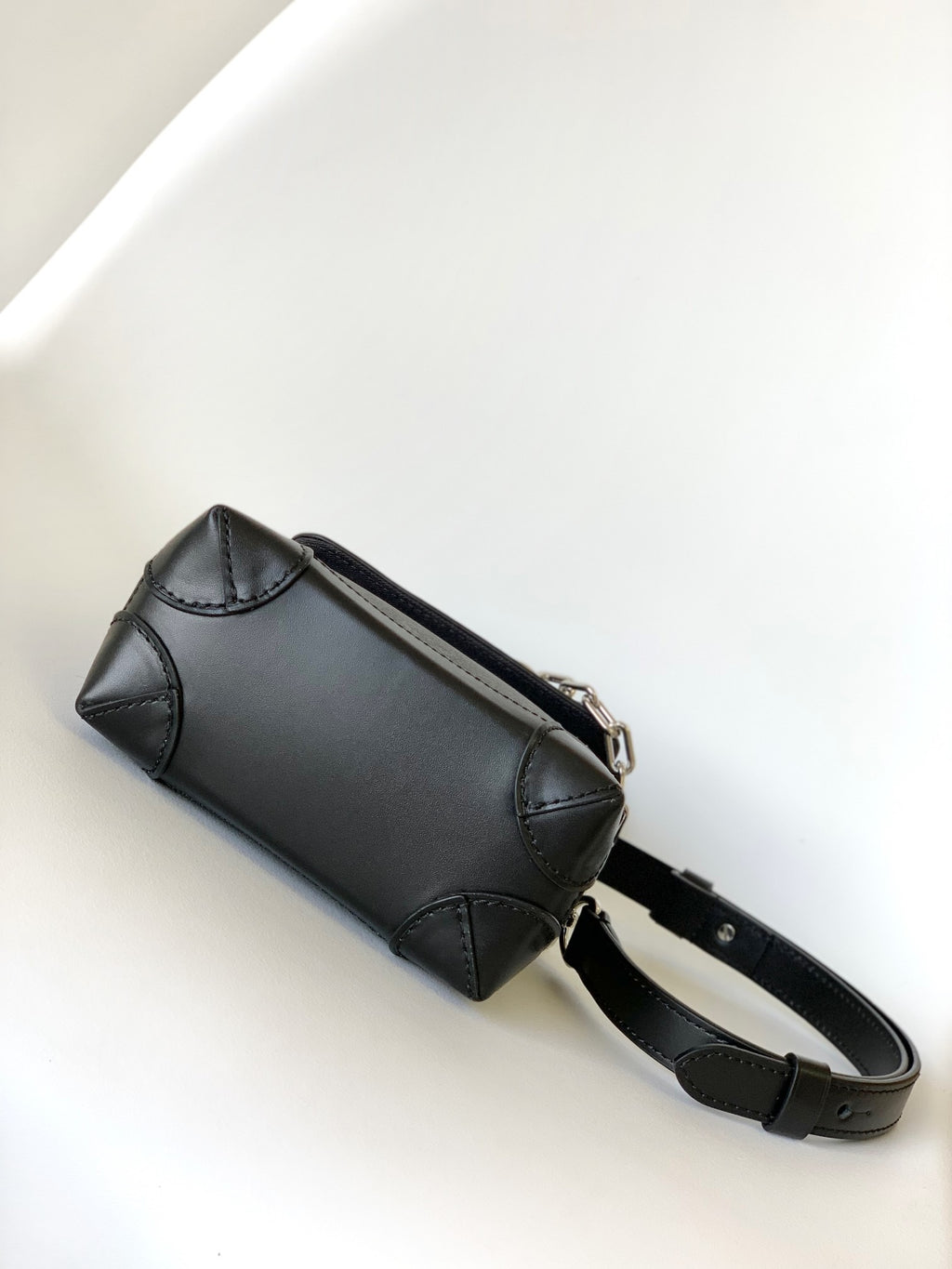 LV WOMENS BAG