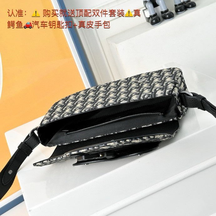 DIOR MESSENGER BAG