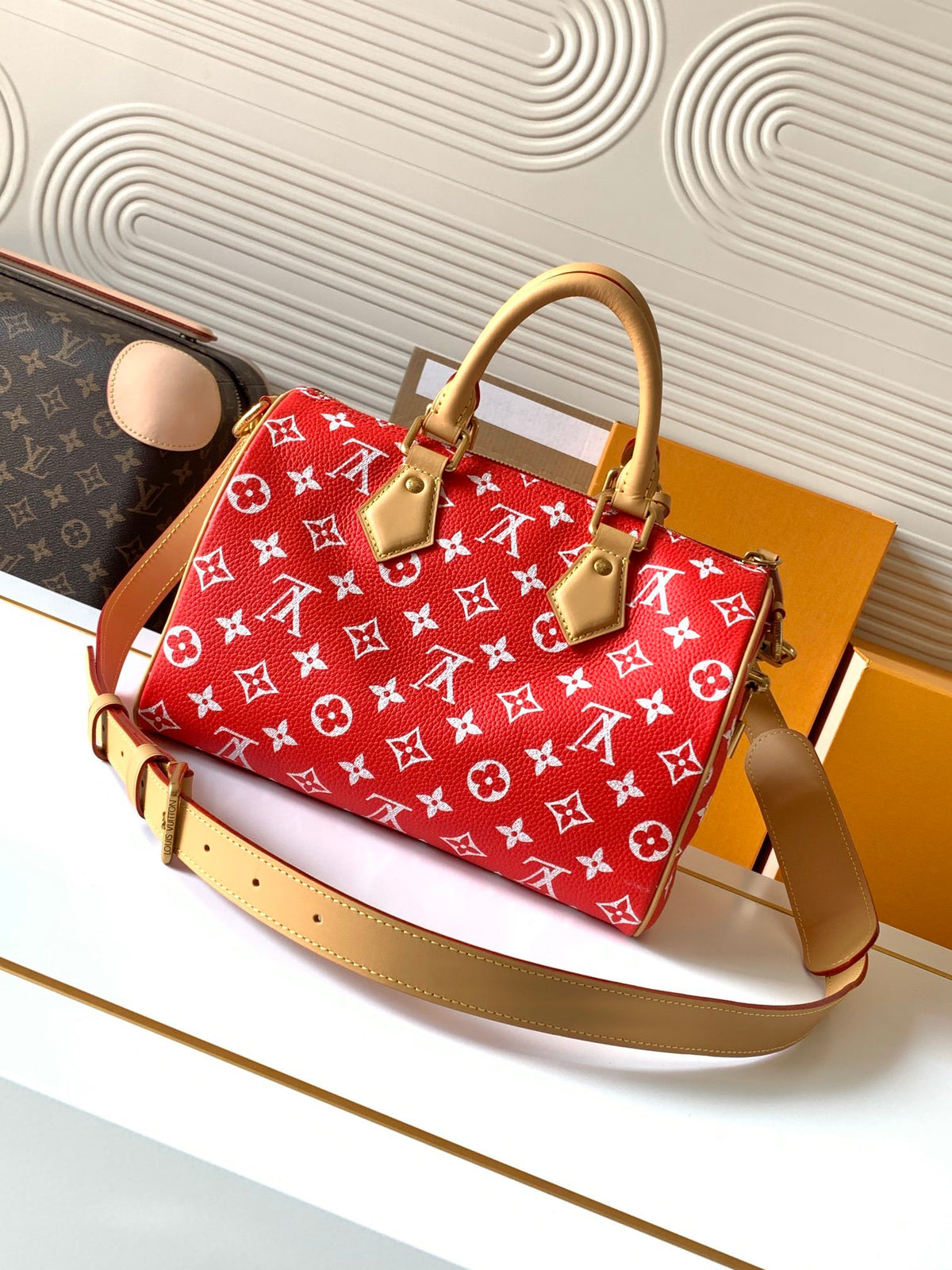 LV WOMENS BAG