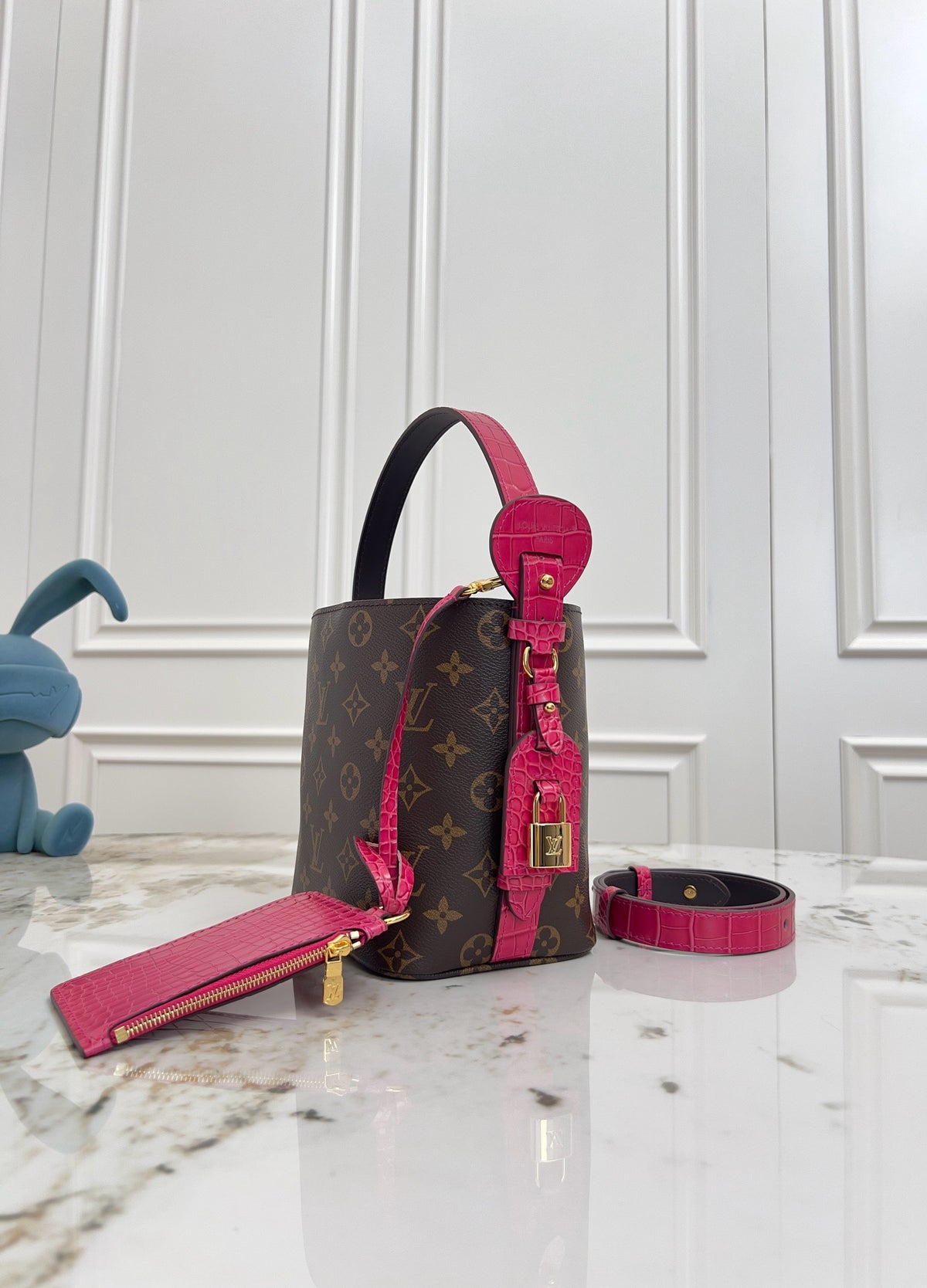 LV WOMENS BAG