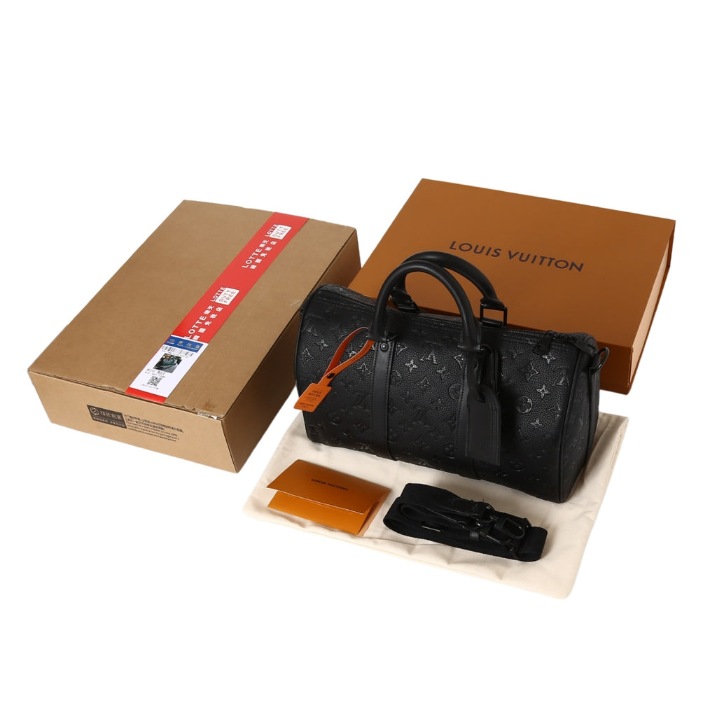 LV MESSENGER BAG