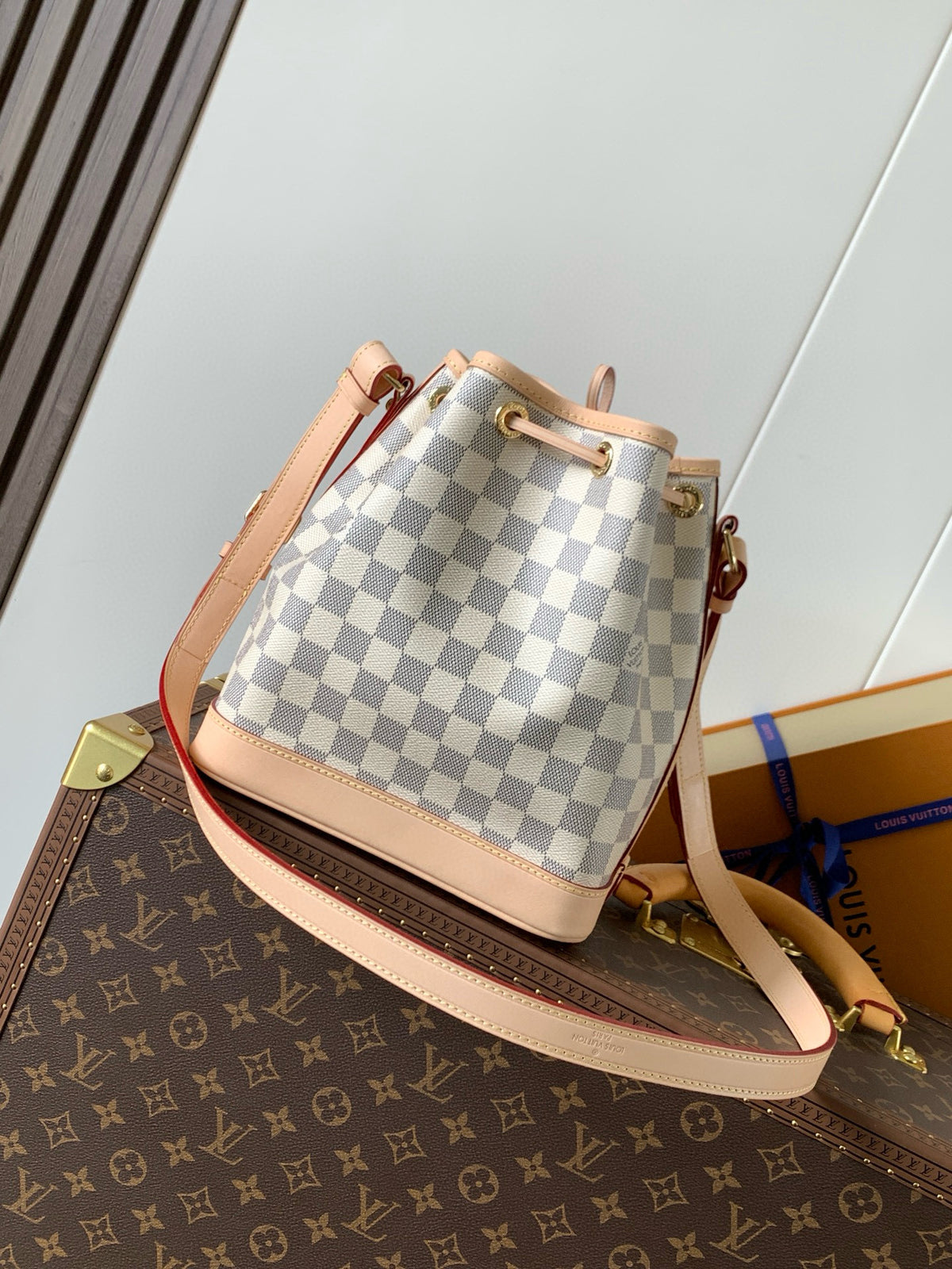 LV WOMENS BAG