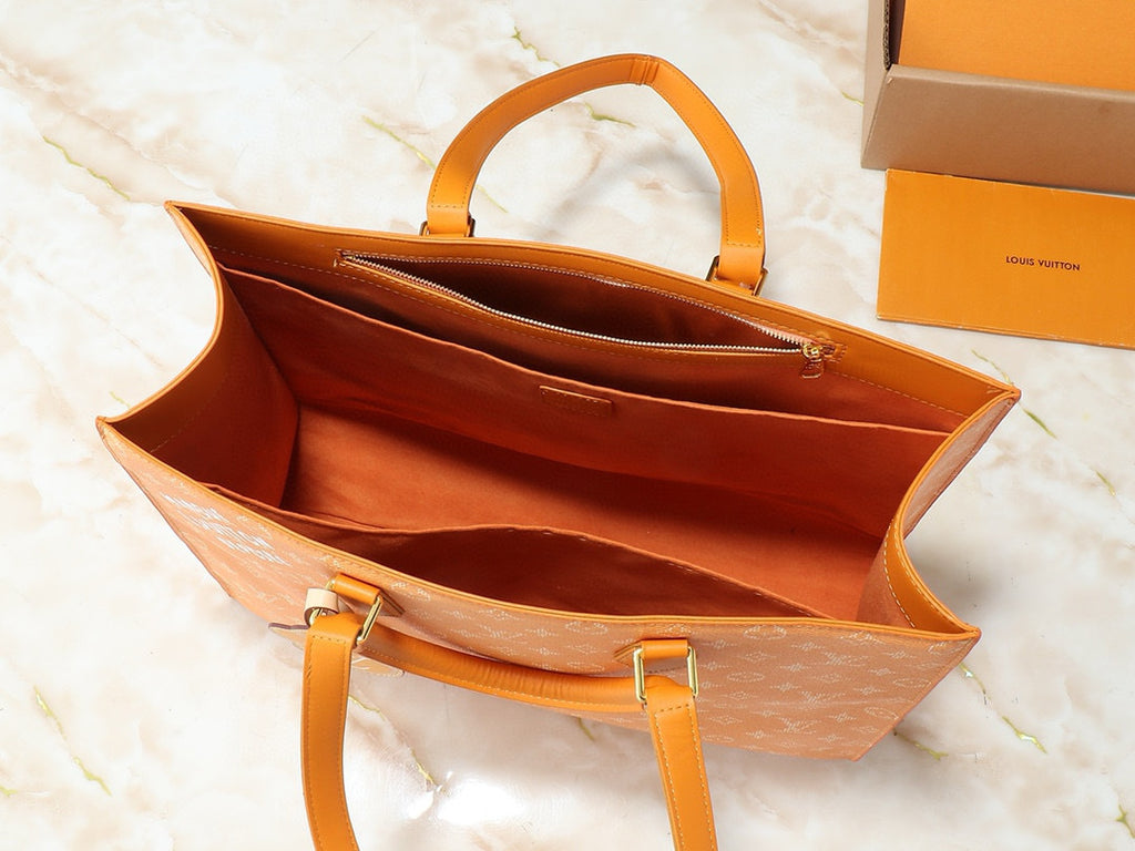 LV WOMENS BAG