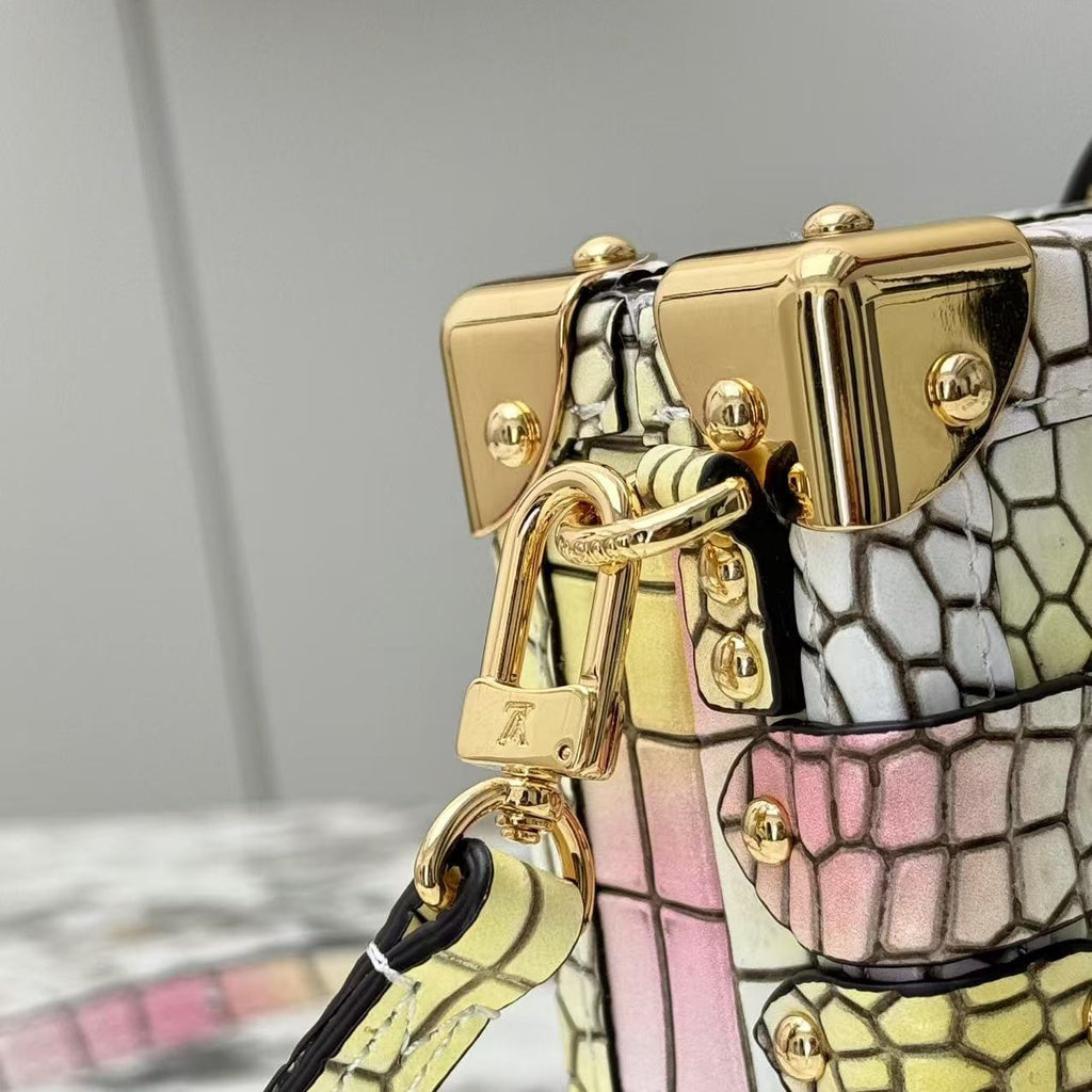 LV WOMENS BAG