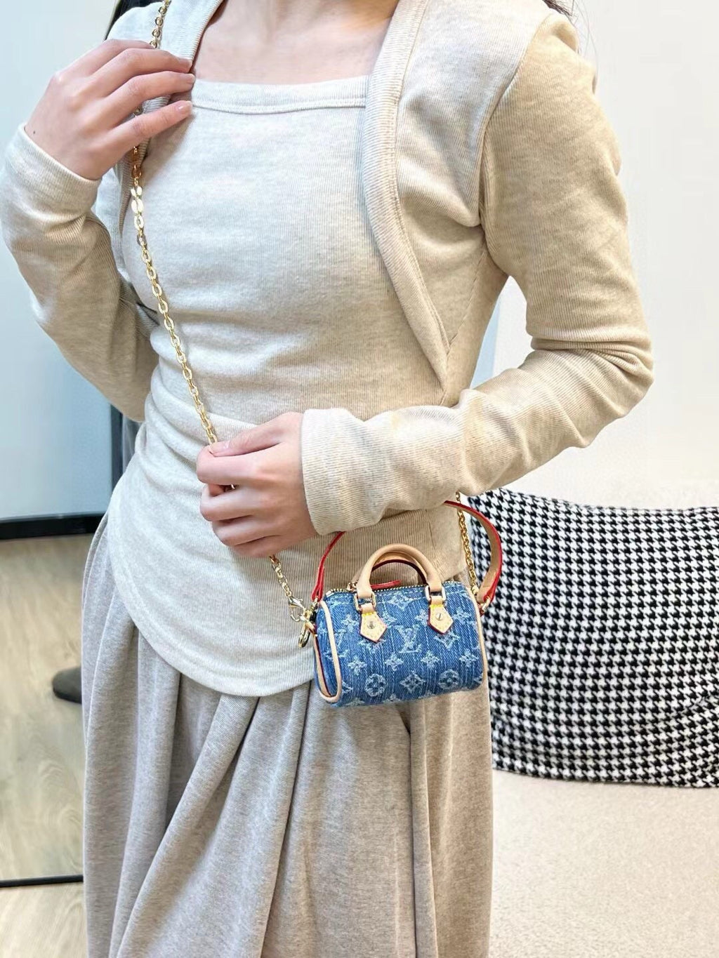 LV WOMENS BAG
