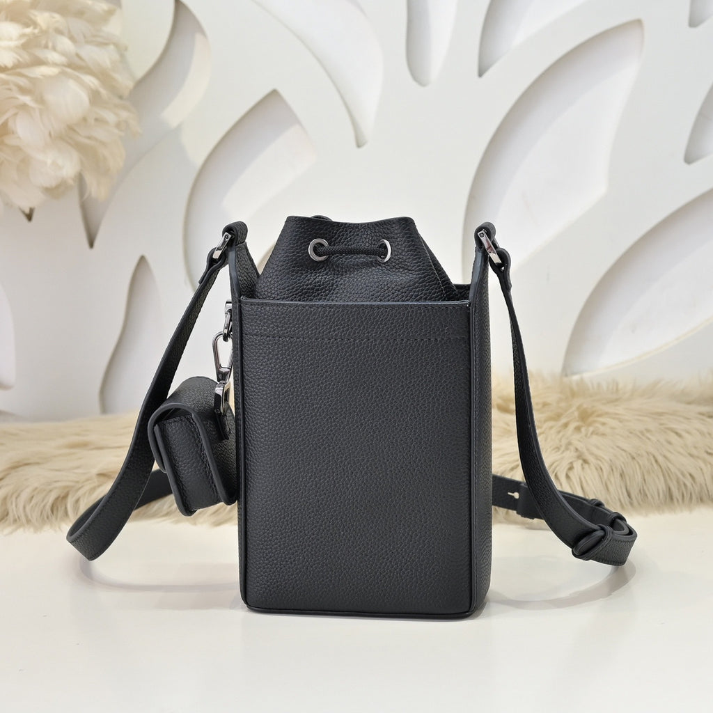 DIOR MESSENGER BAG