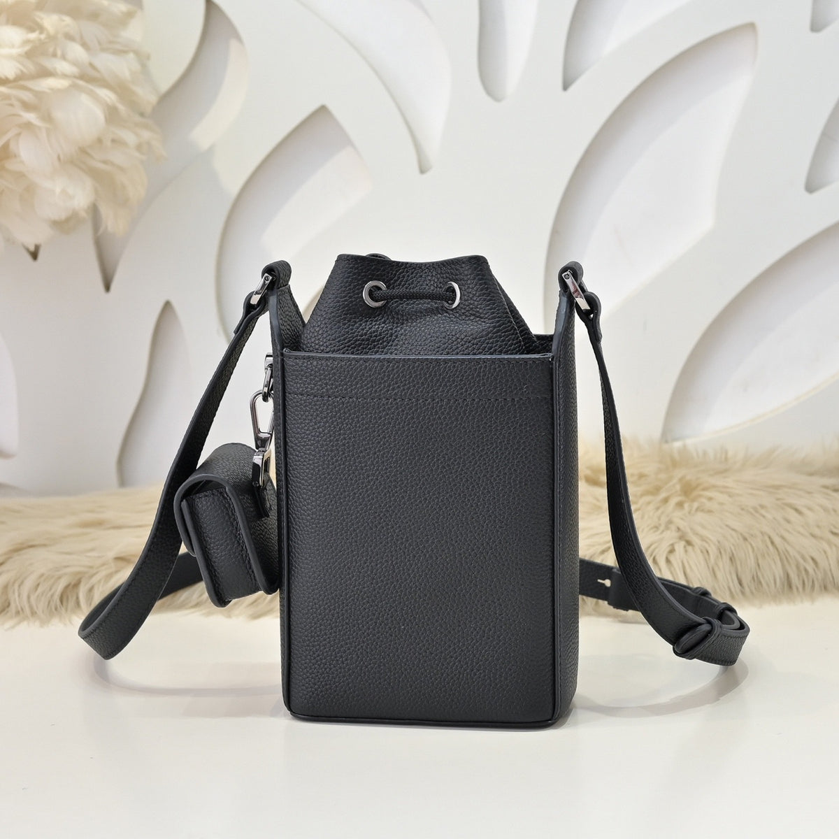 DIOR MESSENGER BAG