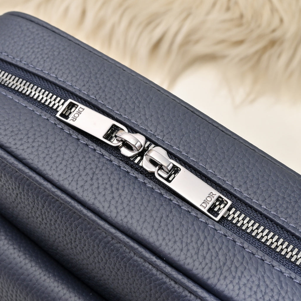 DIOR MESSENGER BAG