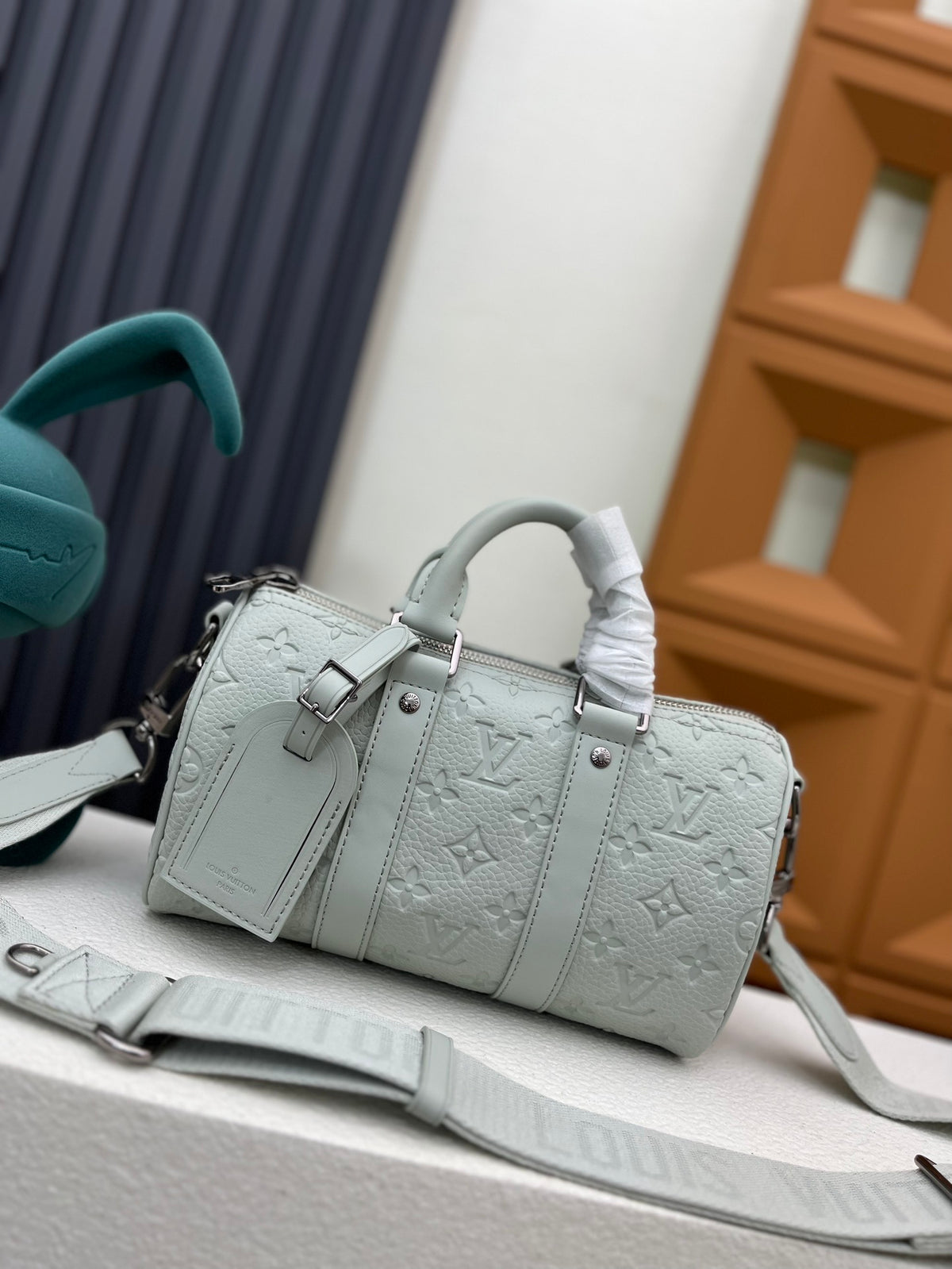 LV WOMENS BAG