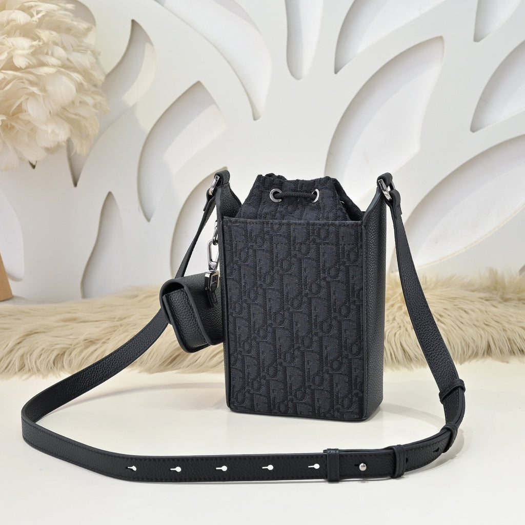 DIOR MESSENGER BAG