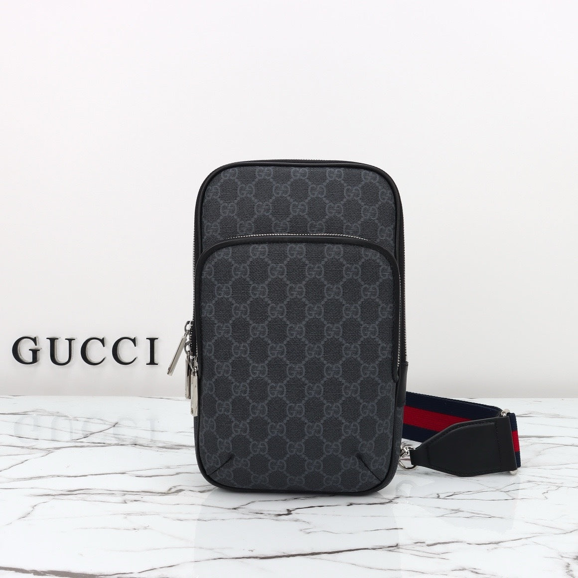 GUCCI MESSENGER BAG