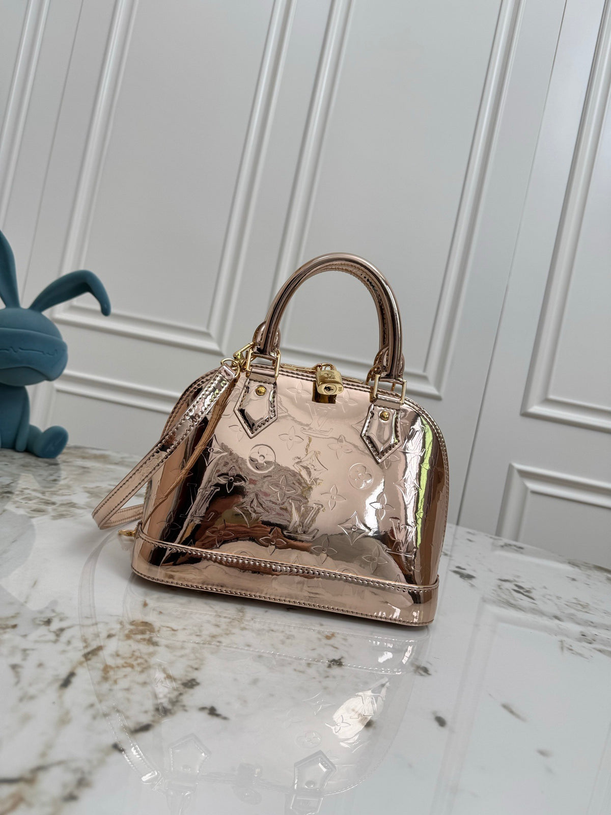 LV WOMENS BAG