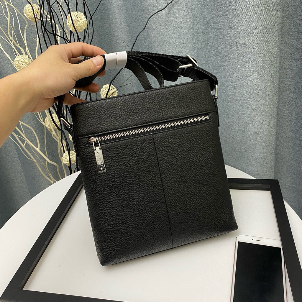 GUCCI MESSENGER BAG