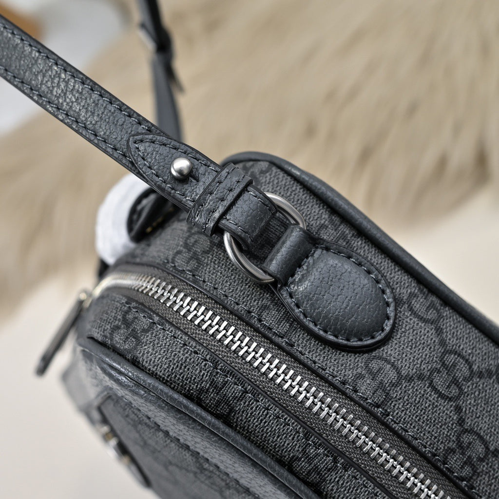 GUCCI MESSENGER BAG
