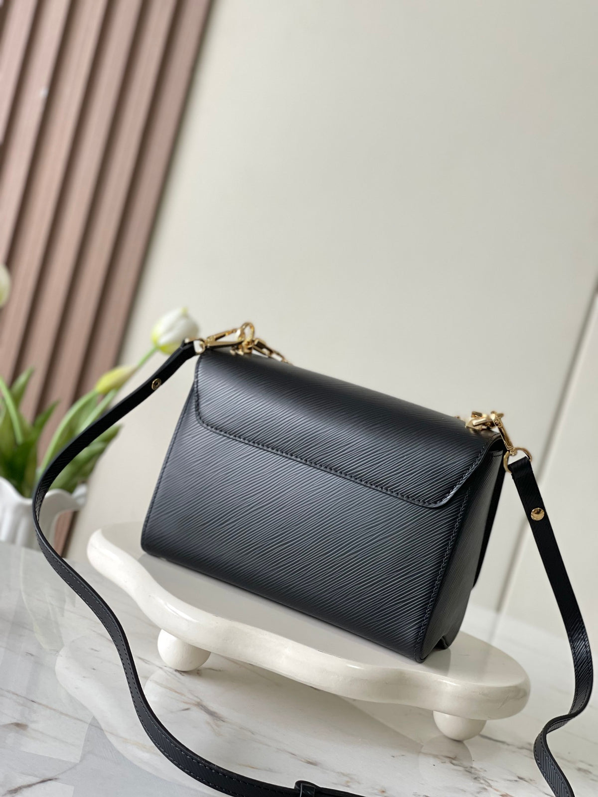 LV WOMENS BAG