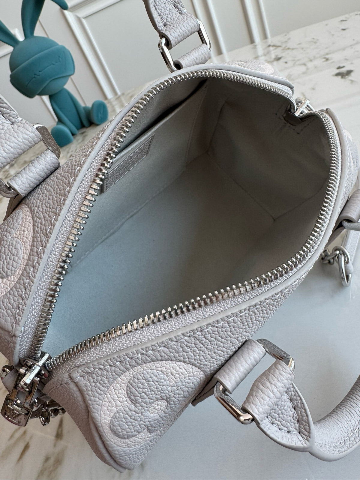 LV WOMENS BAG