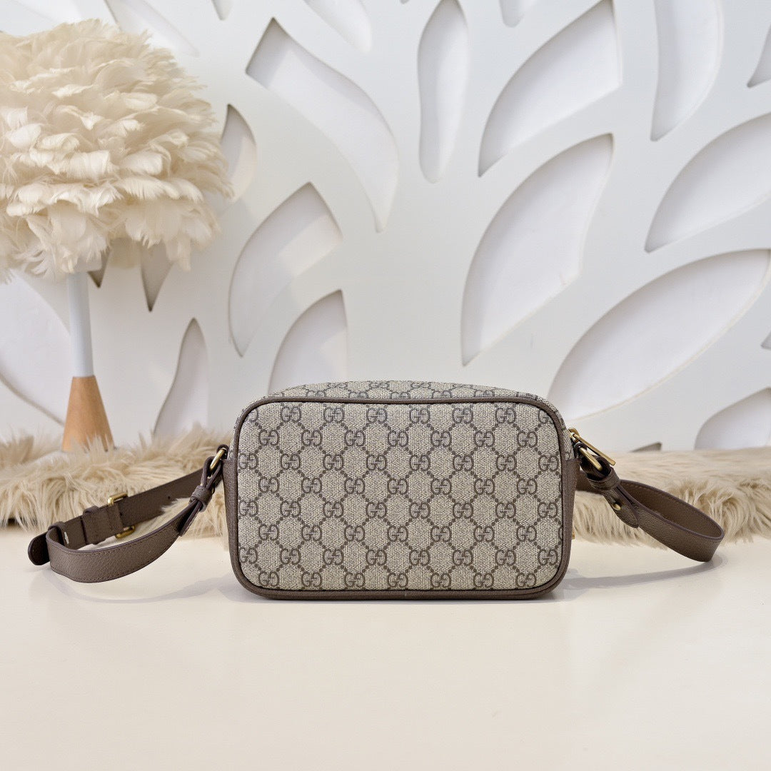 GUCCI MESSENGER BAG