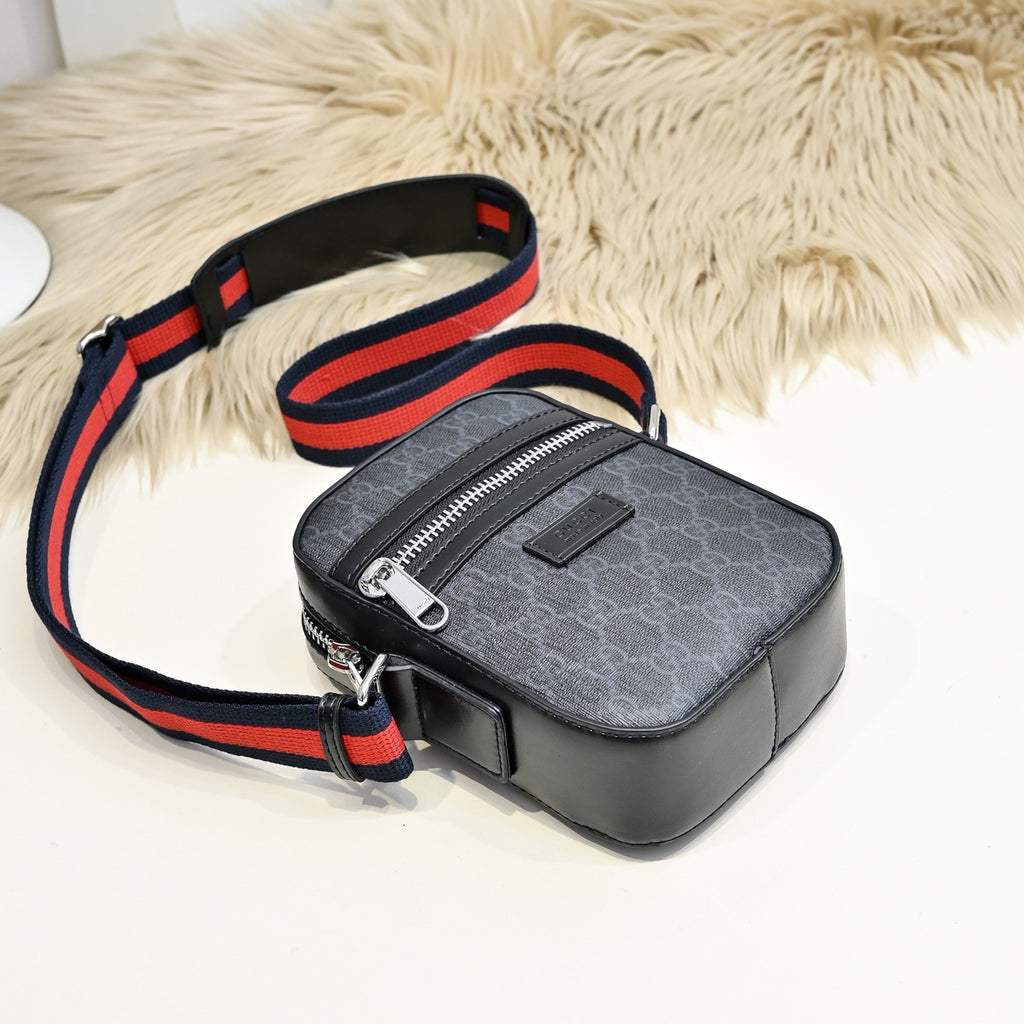 GUCCI MESSENGER BAG