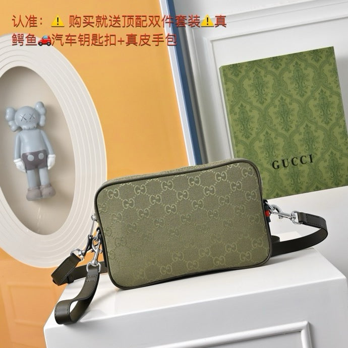 GUCCI MESSENGER BAG