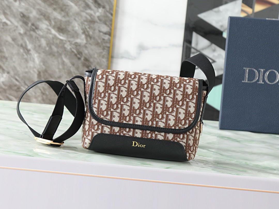 DIOR MESSENGER BAG
