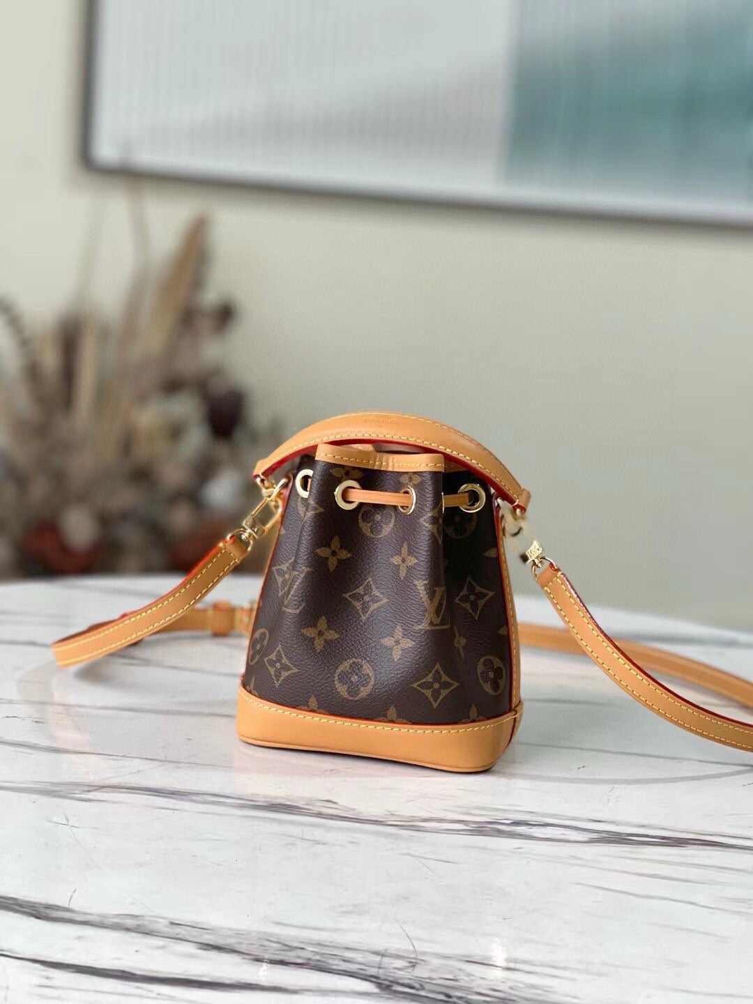 LV WOMENS BAG