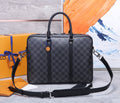LV MESSENGER BAG