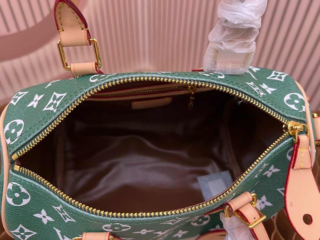 LV WOMENS BAG