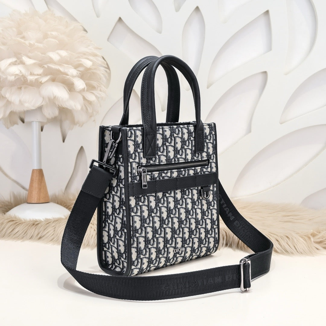 DIOR MESSENGER BAG