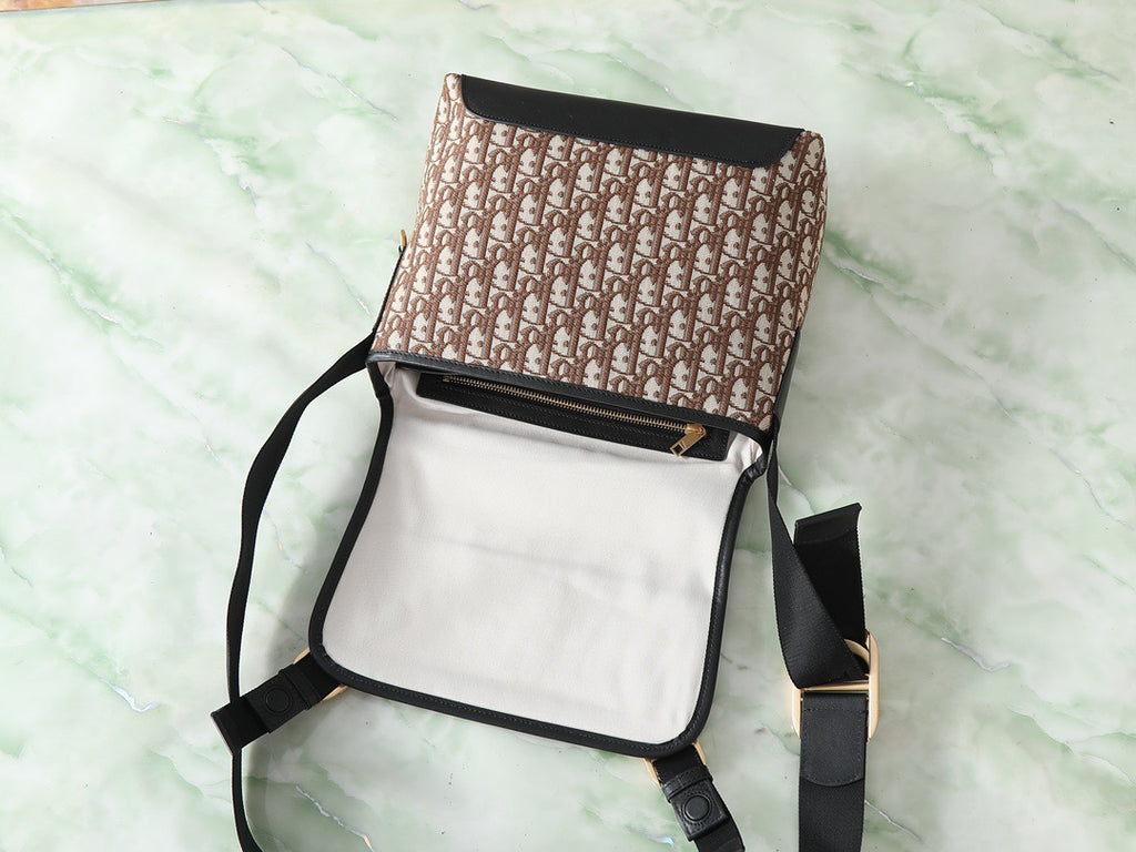 DIOR MESSENGER BAG