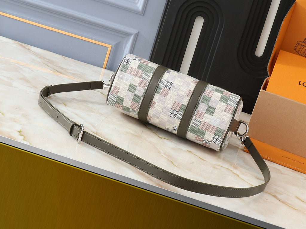 LV WOMENS BAG