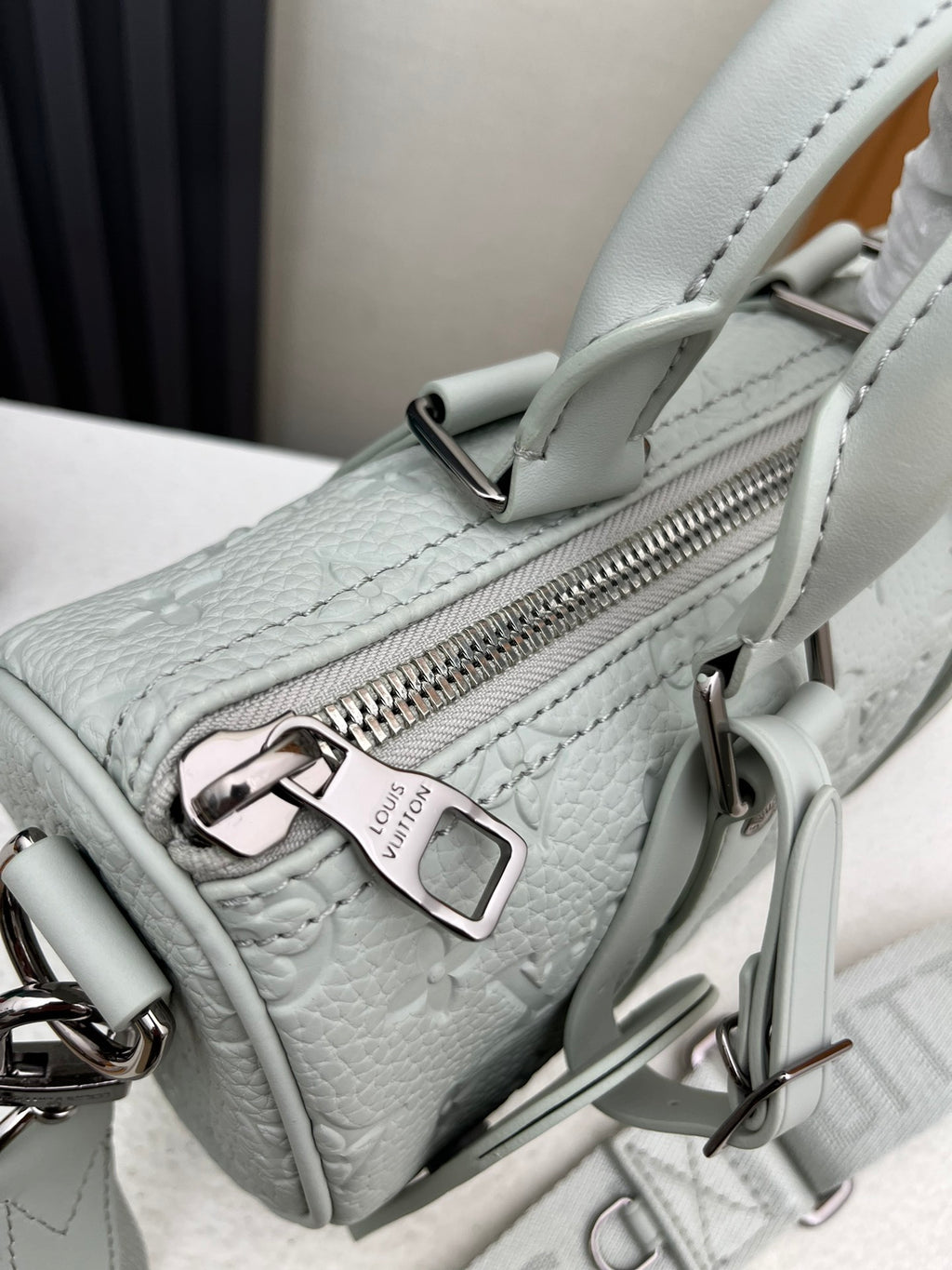 LV WOMENS BAG