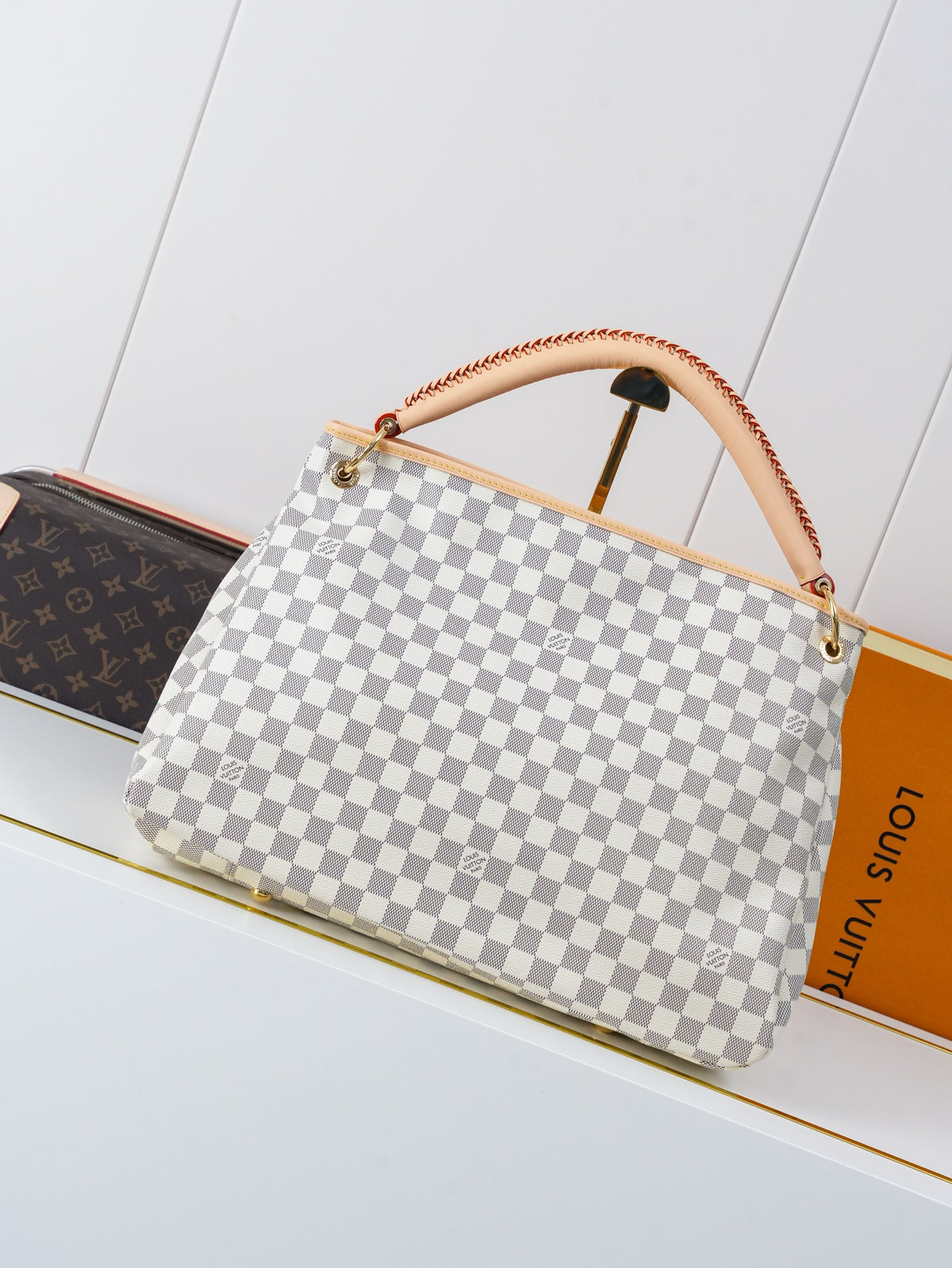 LV WOMENS BAG