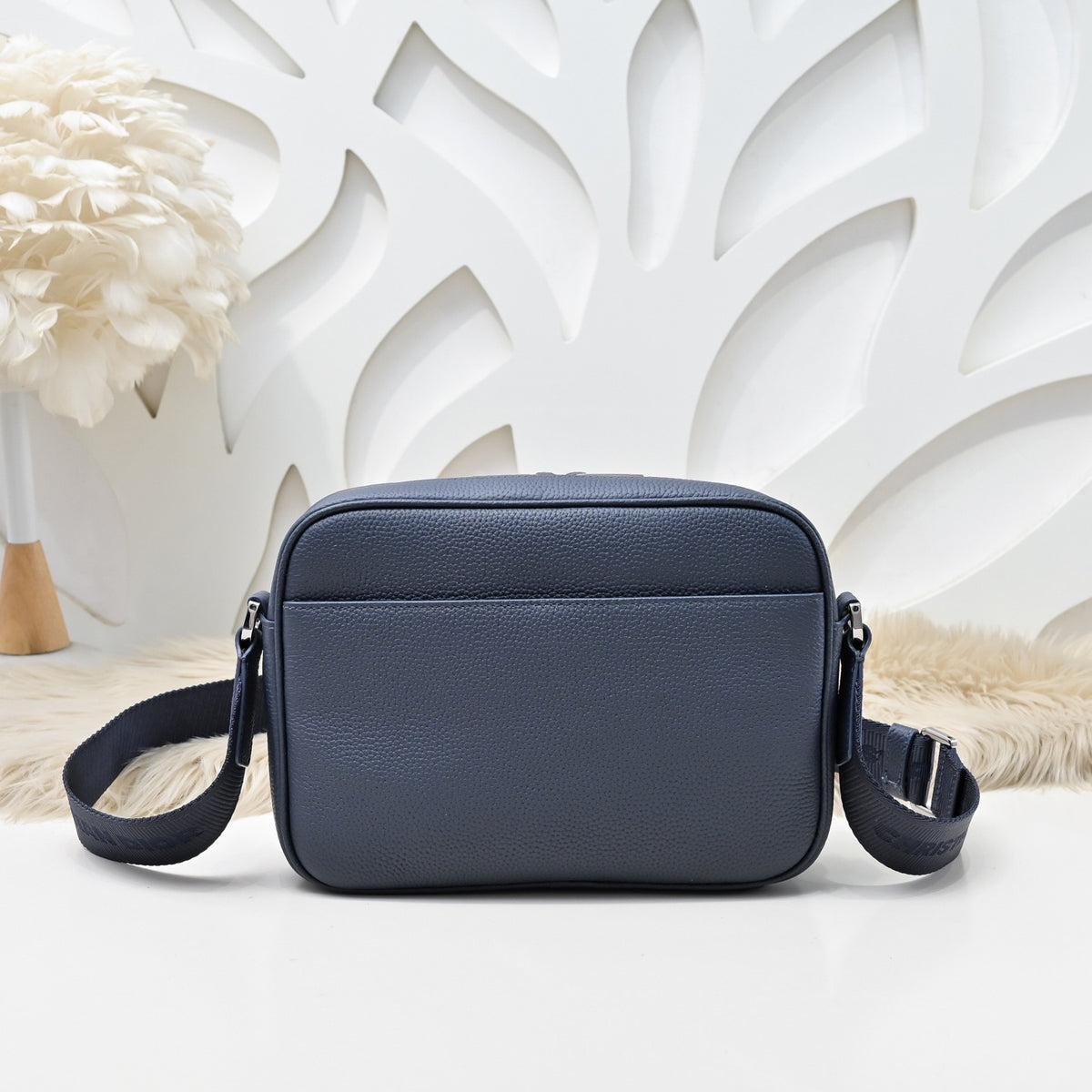 DIOR MESSENGER BAG