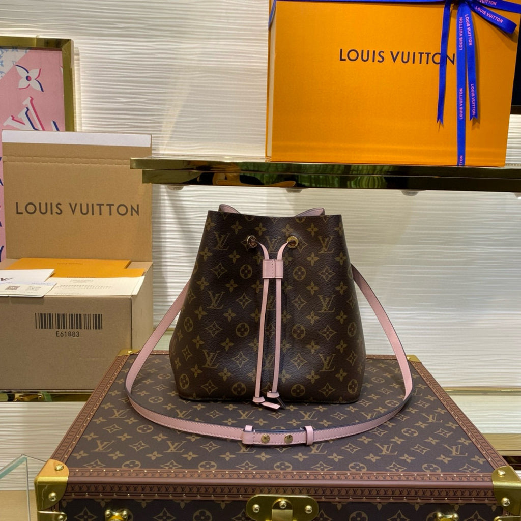 LV WOMENS BAG