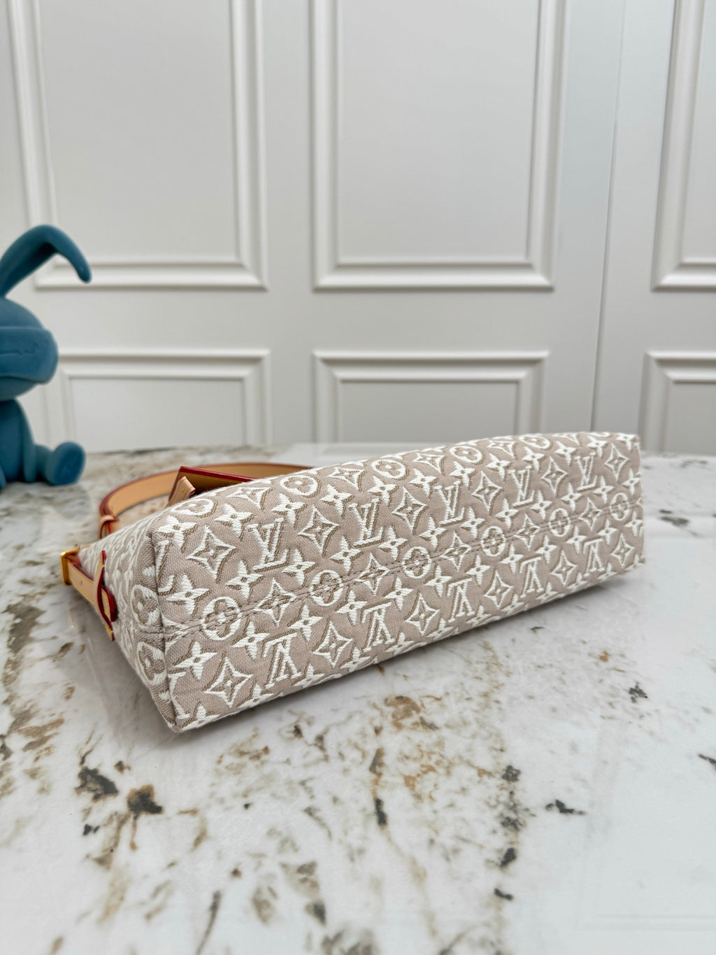 LV WOMENS BAG