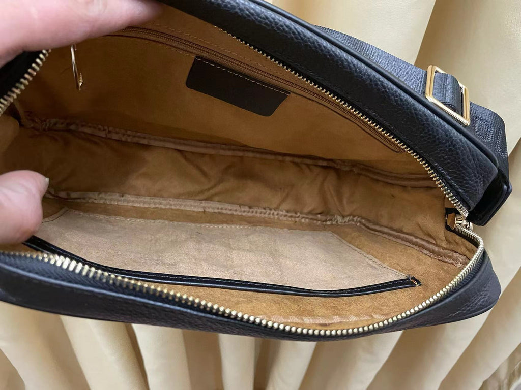 LV MESSENGER BAG