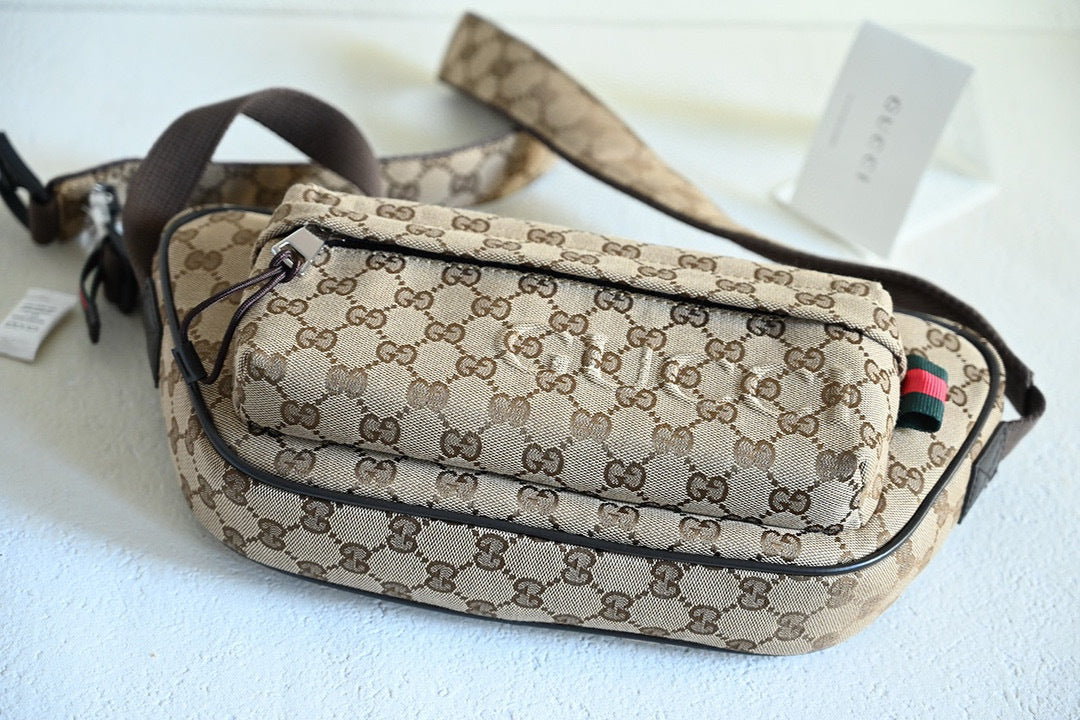 GUCCI MESSENGER BAG