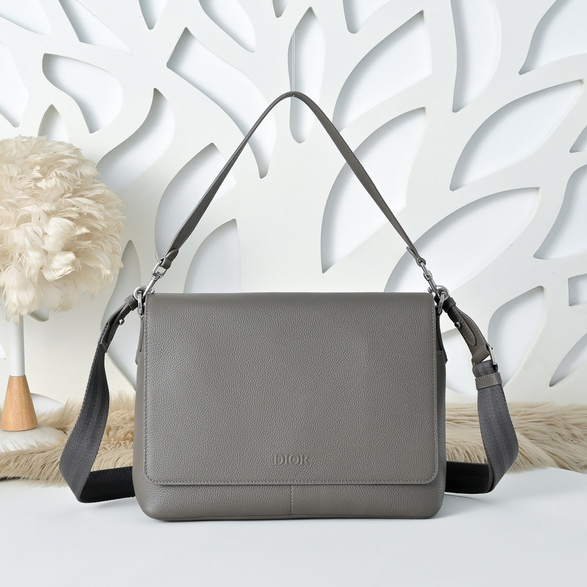 DIOR MESSENGER BAG