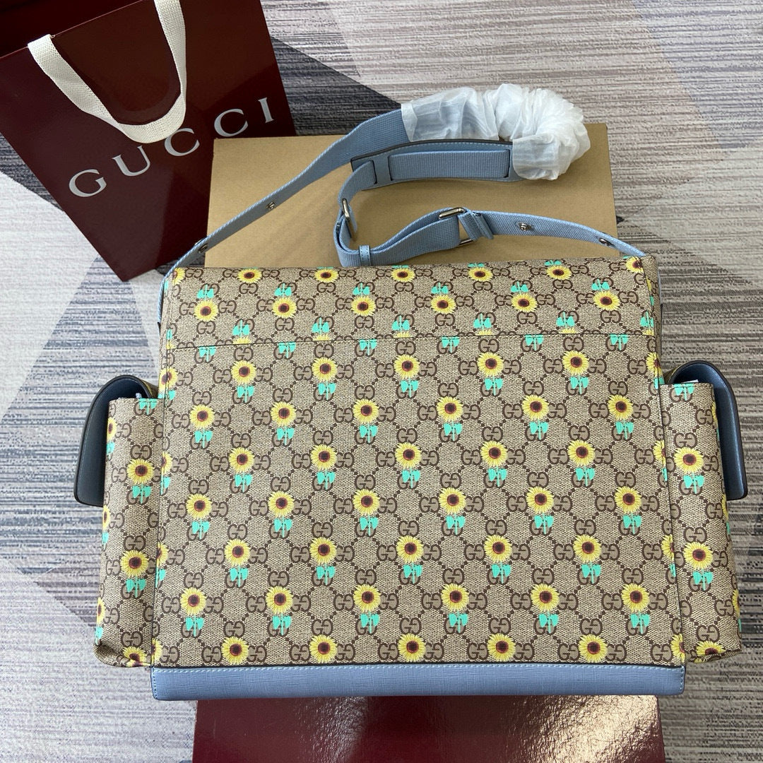 GUCCI MESSENGER BAG