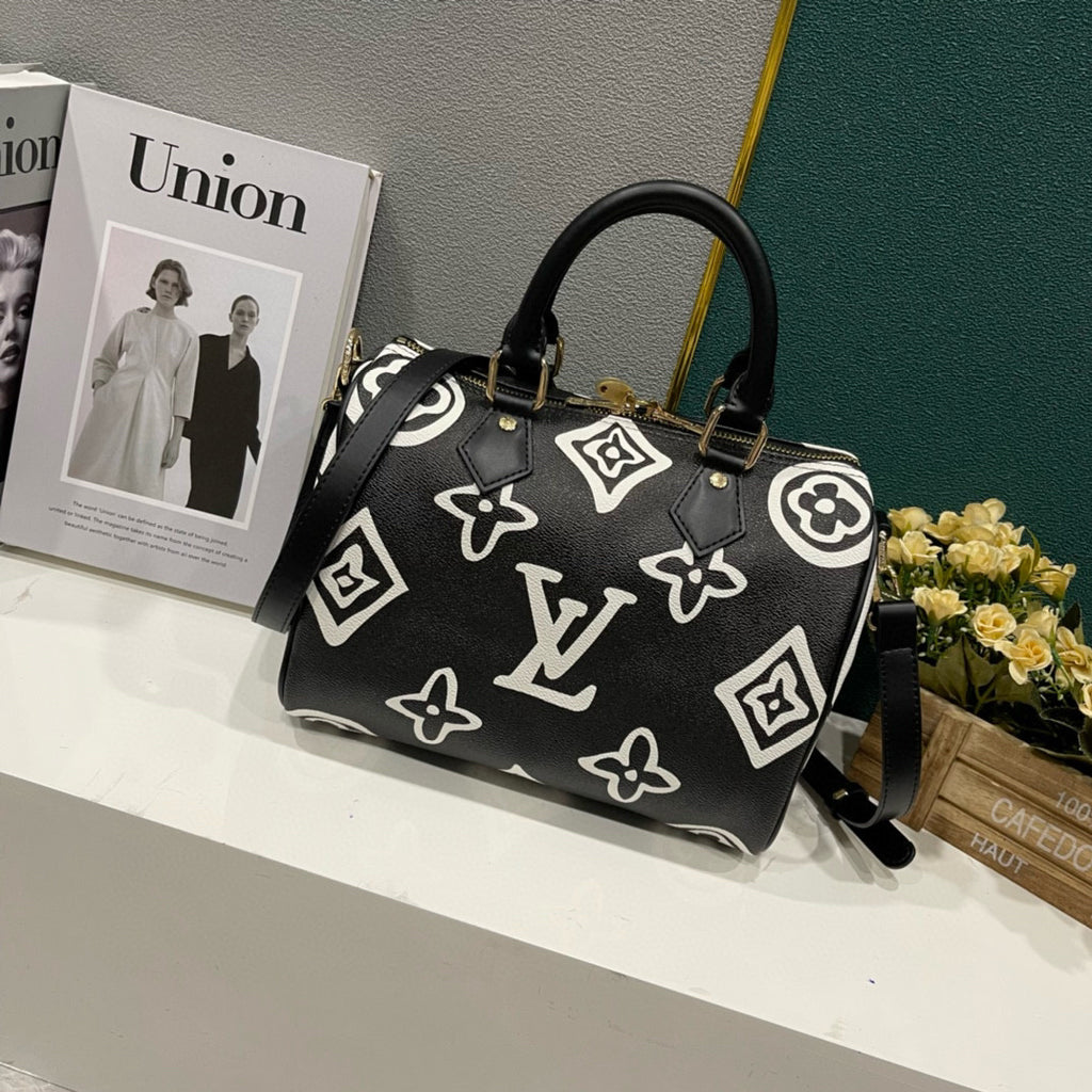 LV WOMENS BAG
