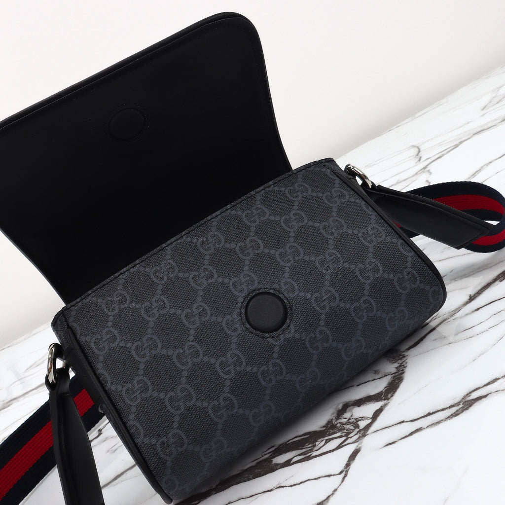 GUCCI MESSENGER BAG