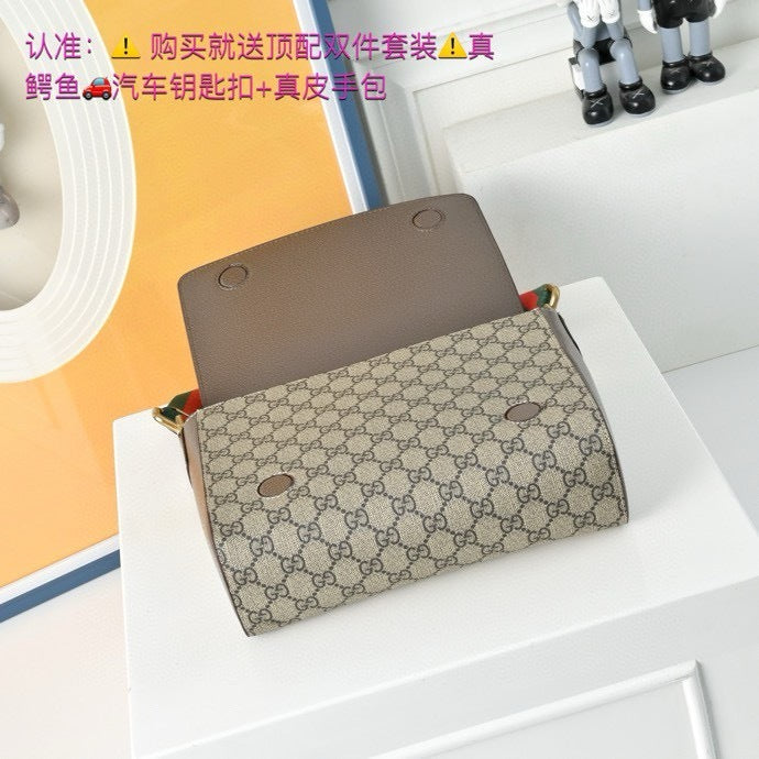 GUCCI MESSENGER BAG