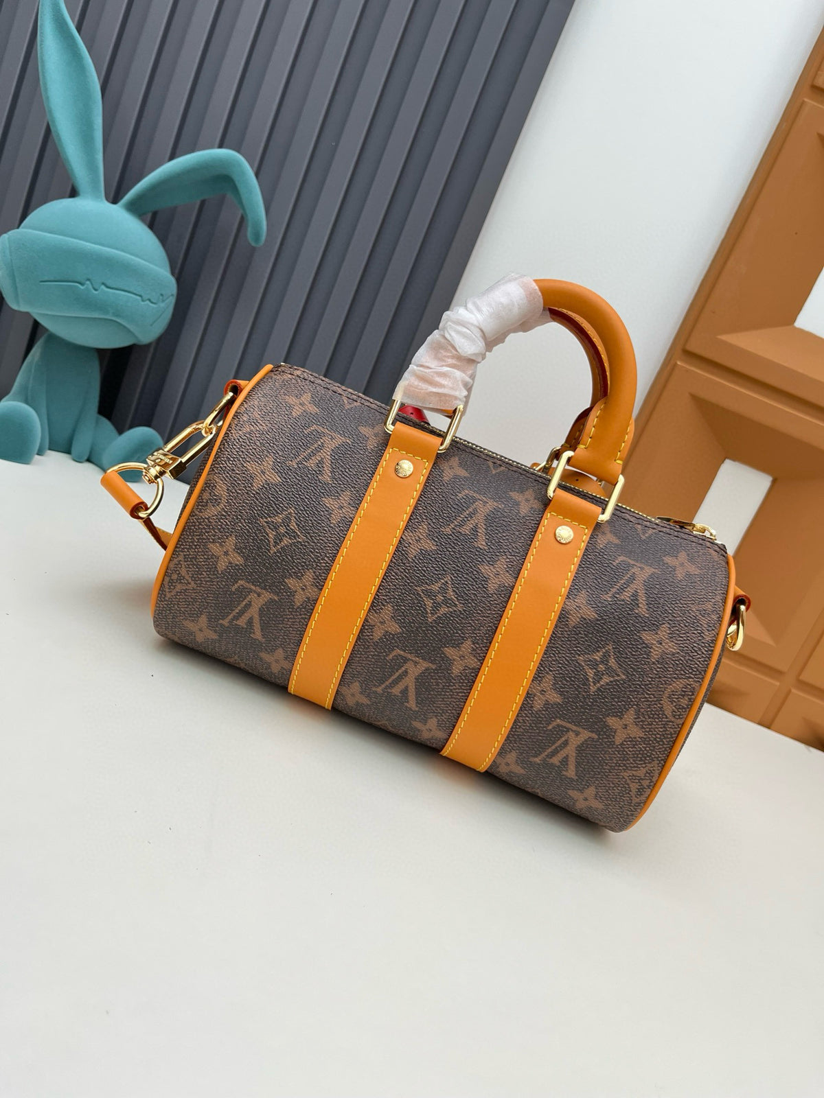 LV WOMENS BAG