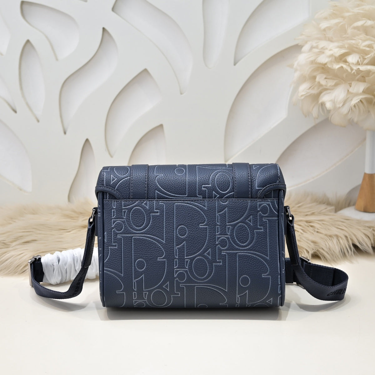 DIOR MESSENGER BAG