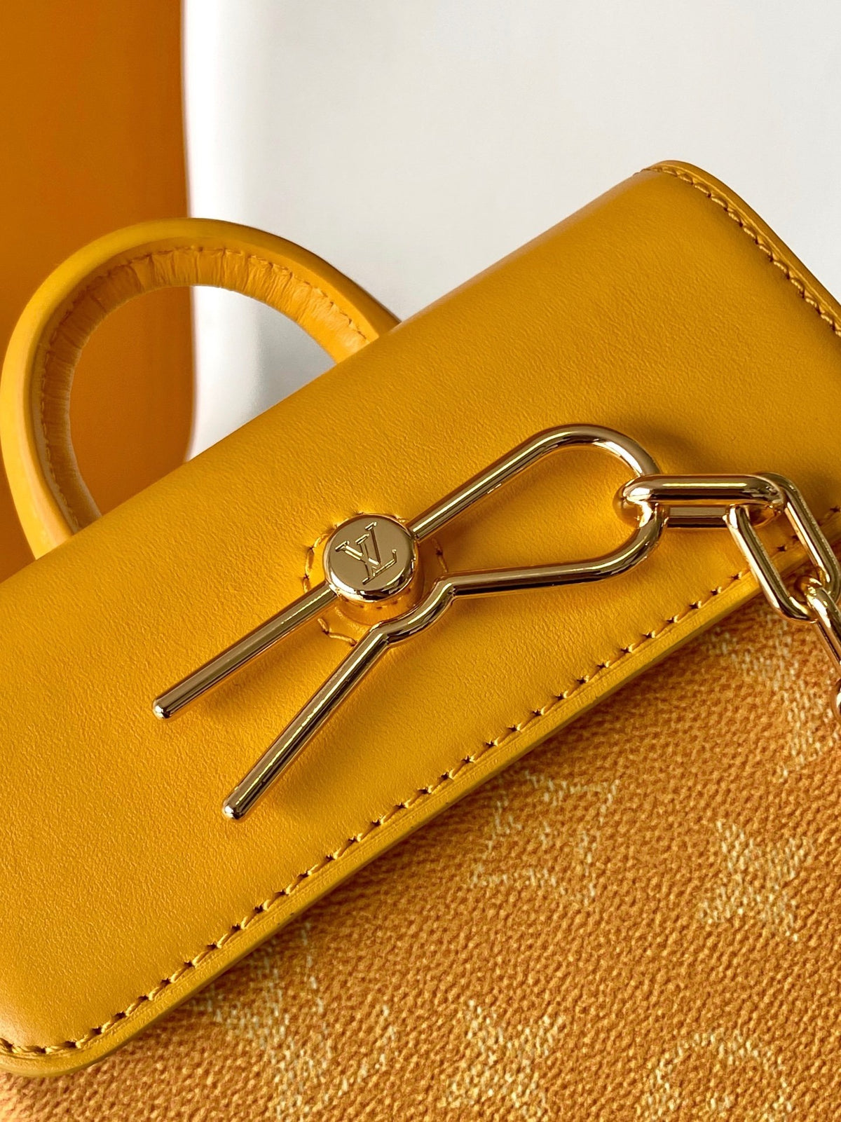 LV WOMENS BAG