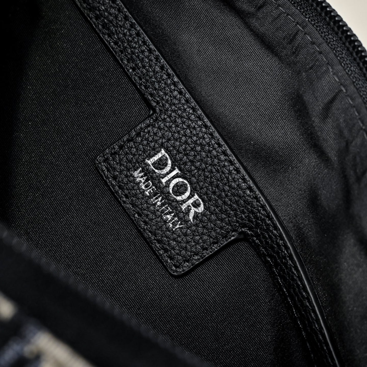 DIOR MESSENGER BAG